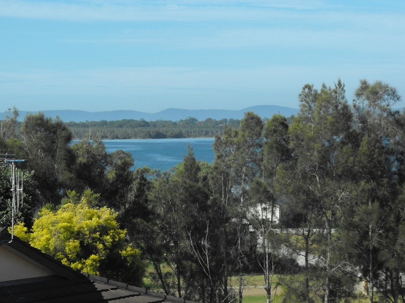 11 Greenview Place, Forster NSW 2428