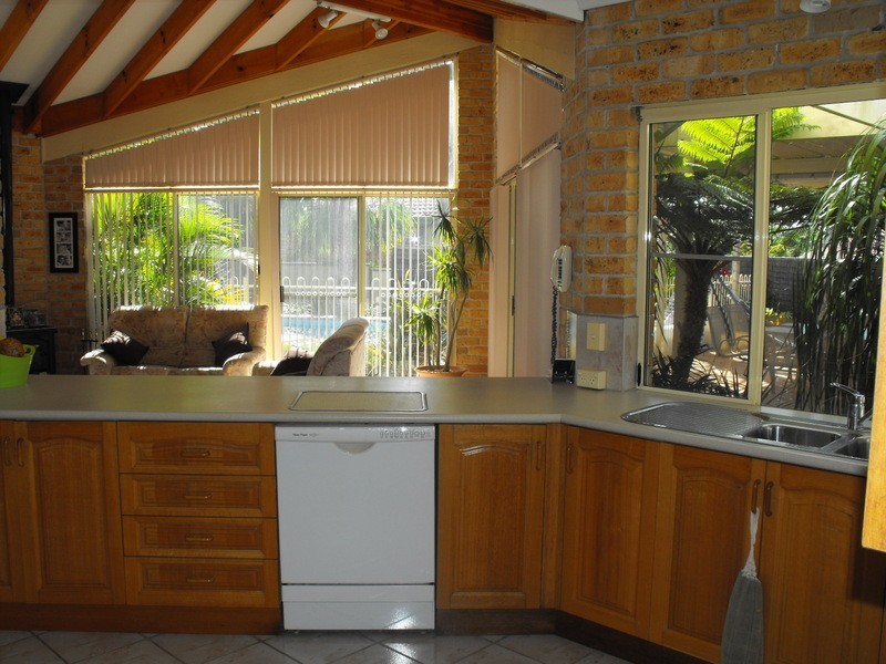 11 Greenview Place, Forster NSW 2428