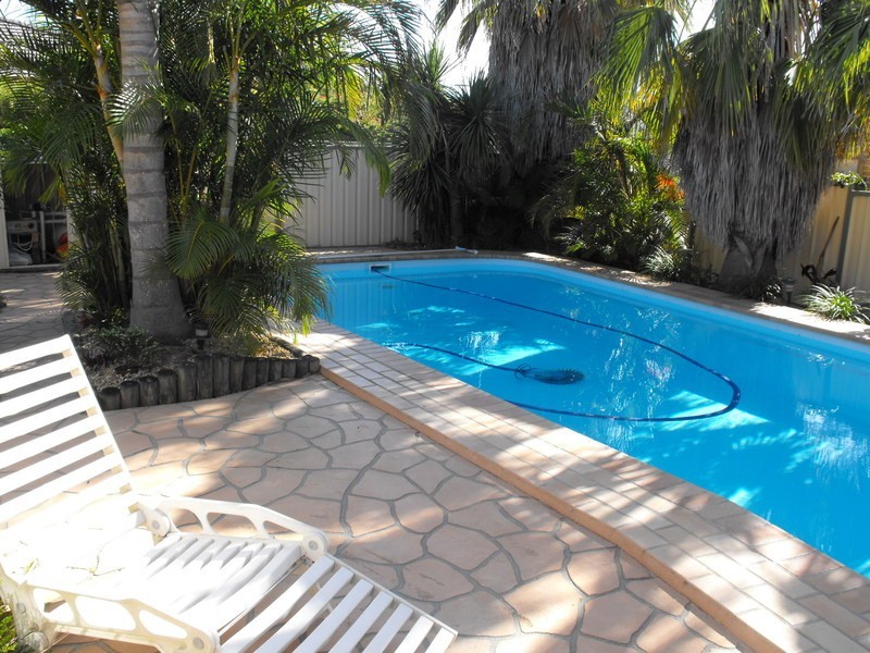 11 Greenview Place, Forster NSW 2428