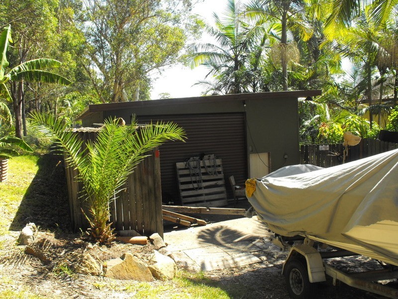 135 Green Point Drive, Forster NSW 2428