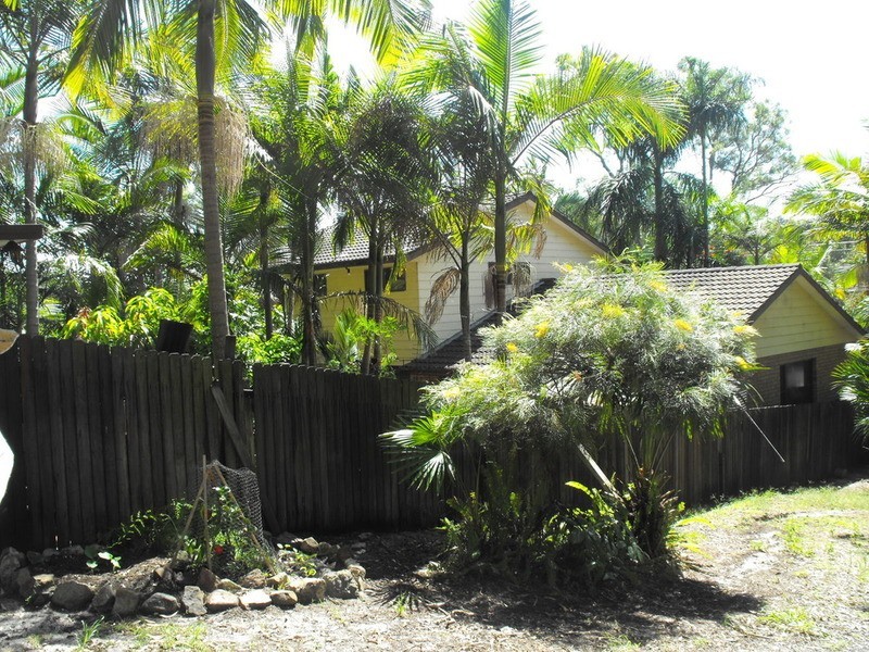 135 Green Point Drive, Forster NSW 2428