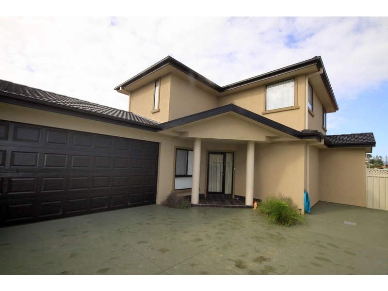 2 & 3/29 Parkes Street, Tuncurry NSW 2428