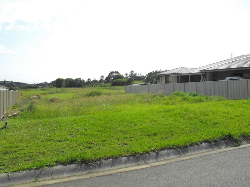 11 Leonardo Avenue, Forster NSW 2428