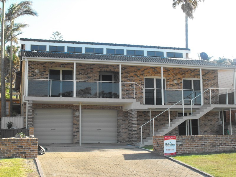 4 Cliff Road, Forster NSW 2428