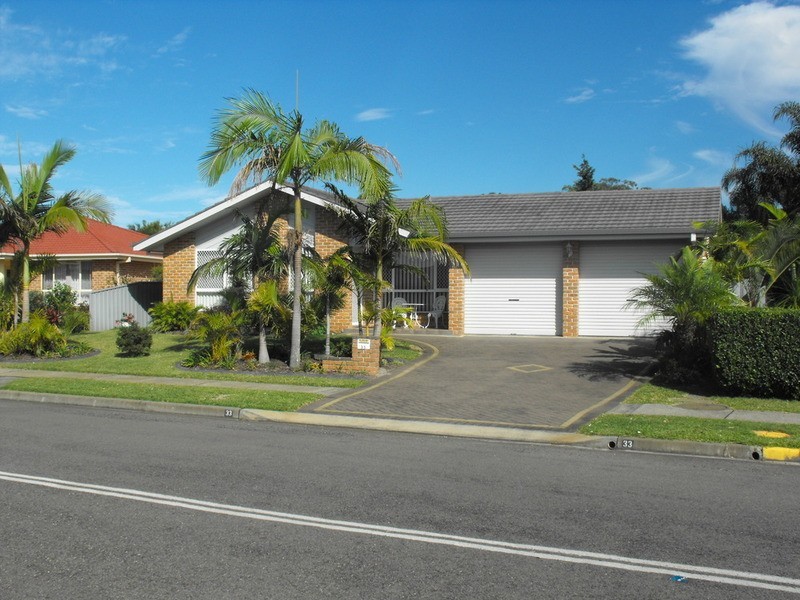33 Grandis Drive, Tuncurry NSW 2428