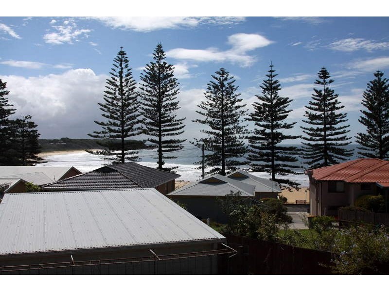 9 Main Street, Hallidays Point NSW 2430