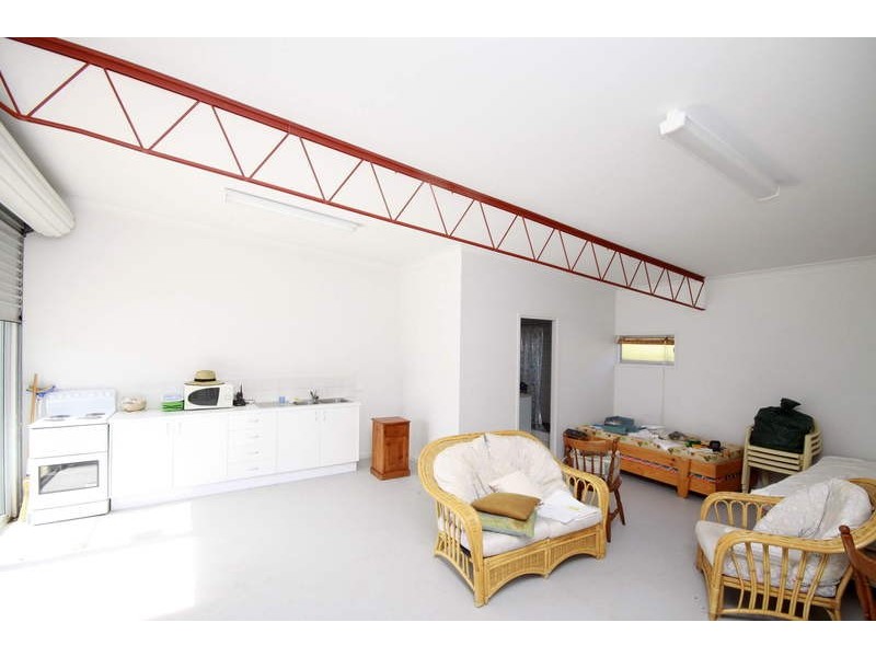 9 Main Street, Hallidays Point NSW 2430