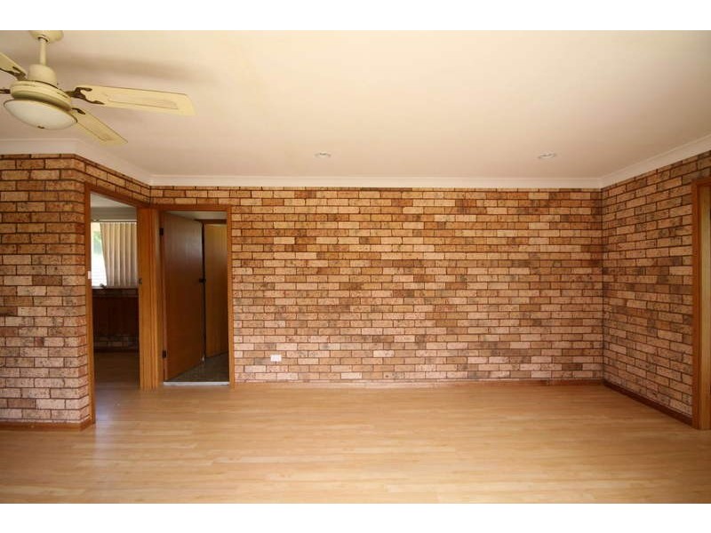 4/33 Main Street, Hallidays Point NSW 2430