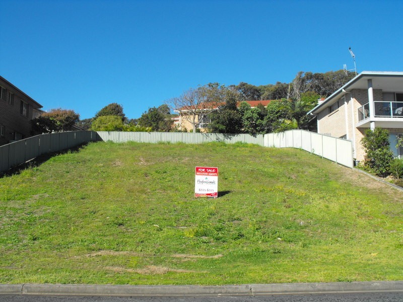 72 Karloo Street, Forster NSW 2428