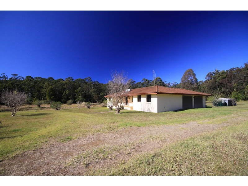25 Newmans Drive, Coomba Bay NSW 2428