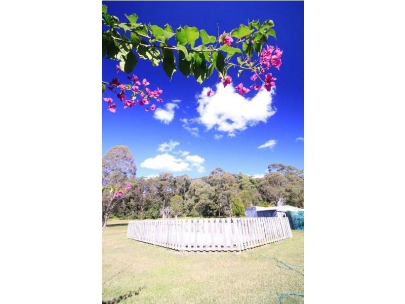 25 Newmans Drive, Coomba Bay NSW 2428