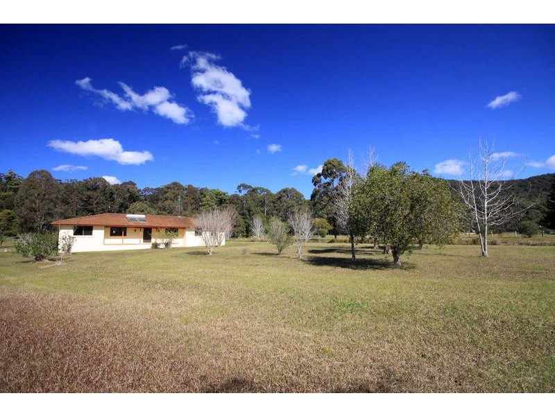 25 Newmans Drive, Coomba Bay NSW 2428