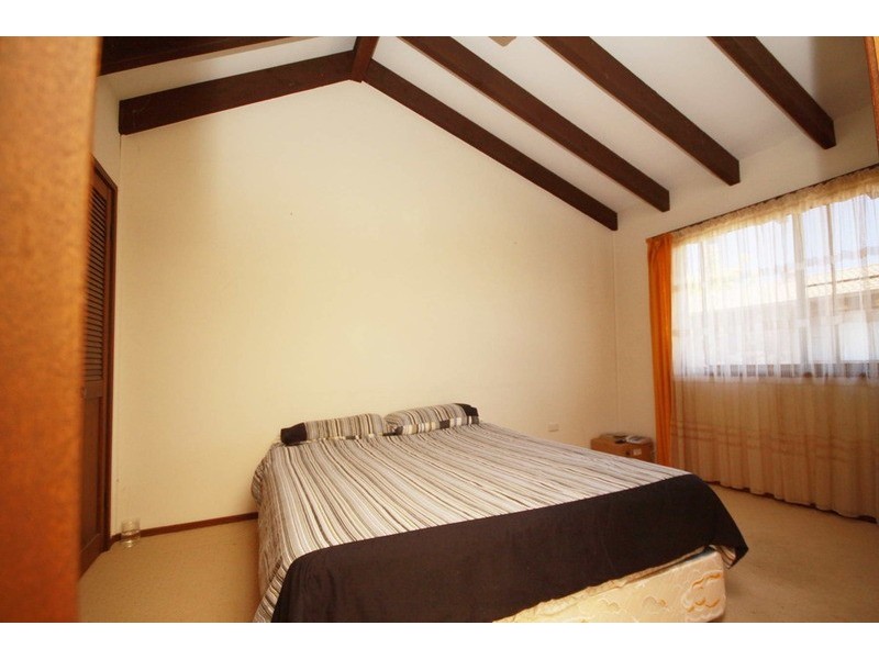 4/4 Regency Circuit, Tuncurry NSW 2428