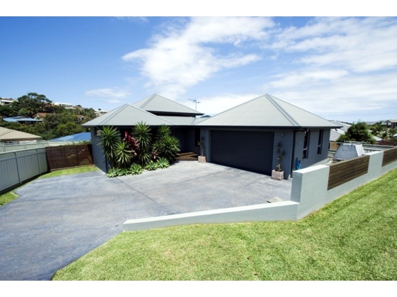 26 Pioneer Drive, Forster NSW 2428