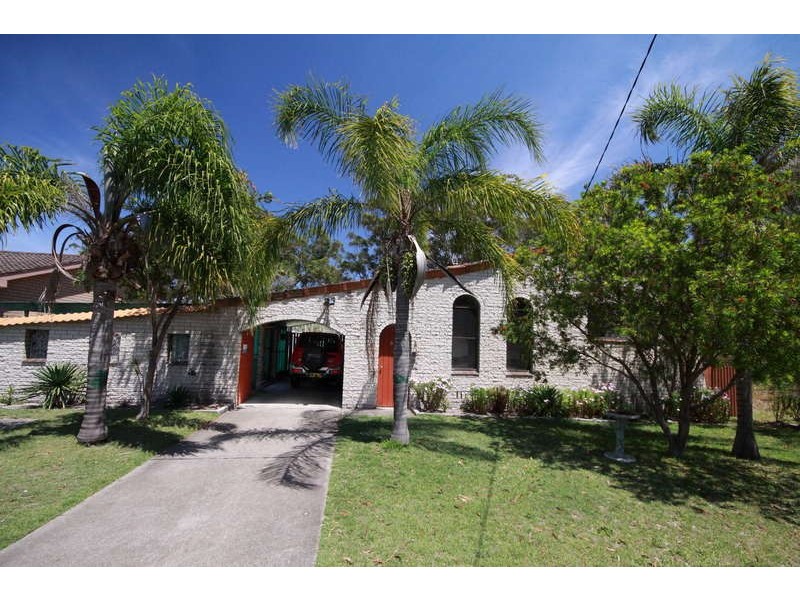 6 Wollomba Avenue, Tuncurry NSW 2428
