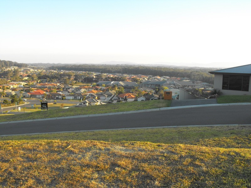 6 Carinda Place, Forster NSW 2428