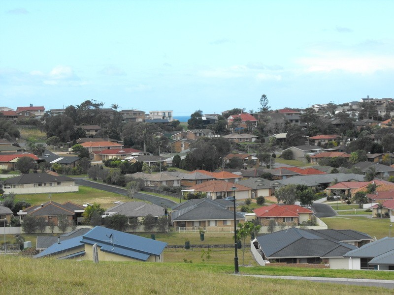 6 Carinda Place, Forster NSW 2428