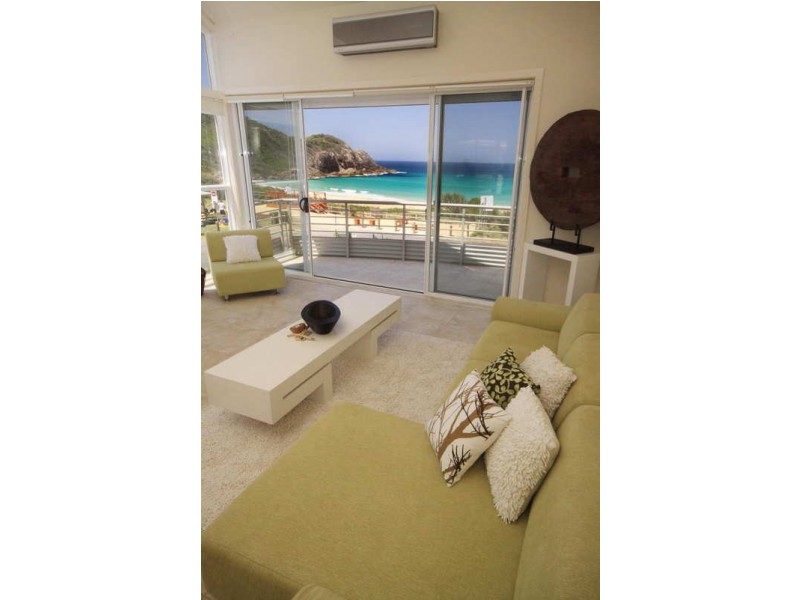 1/4 Boomerang Drive, Boomerang Beach NSW 2428