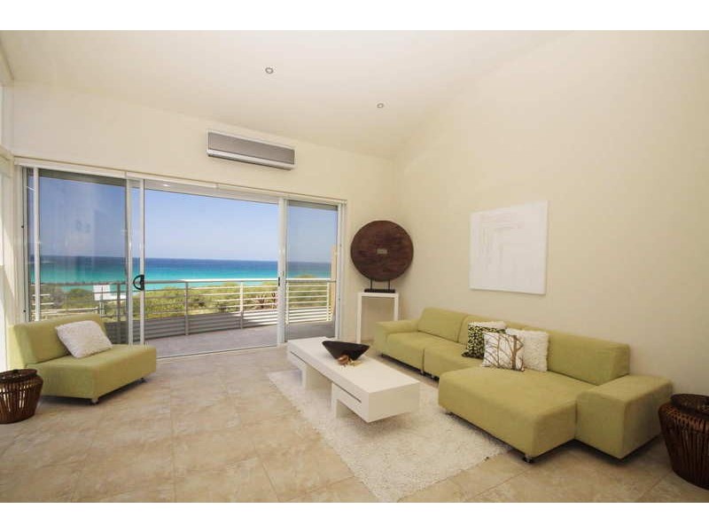 1/4 Boomerang Drive, Boomerang Beach NSW 2428