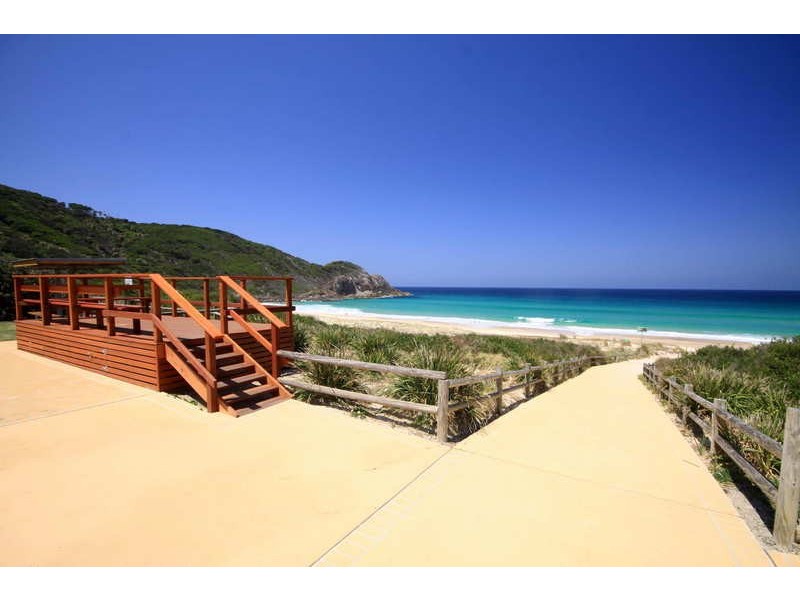 1/4 Boomerang Drive, Boomerang Beach NSW 2428