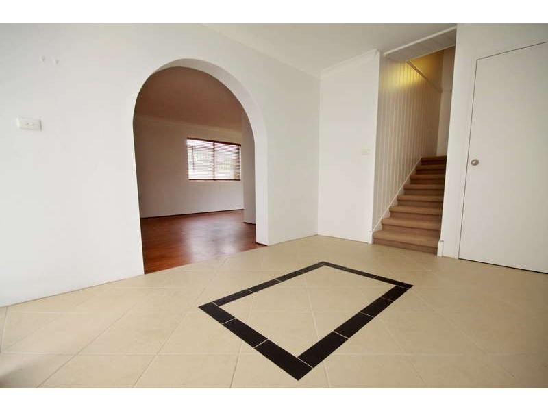 24 Lakeview Crescent, Forster NSW 2428