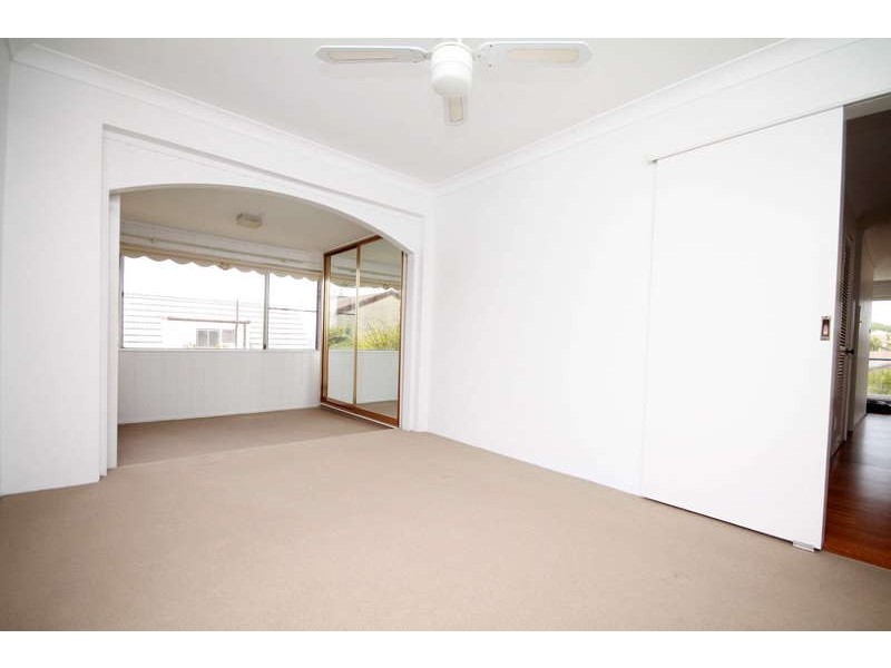 24 Lakeview Crescent, Forster NSW 2428