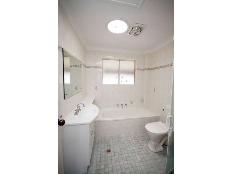 24 Lakeview Crescent, Forster NSW 2428
