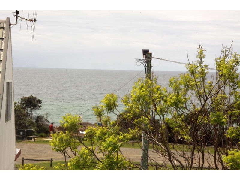 24 Lakeview Crescent, Forster NSW 2428