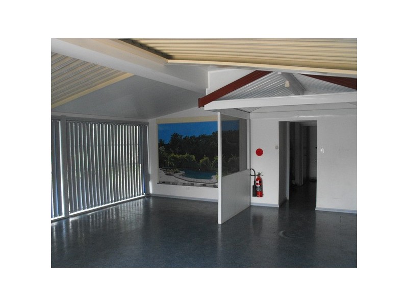 10 Dee Crescent, Tuncurry NSW 2428