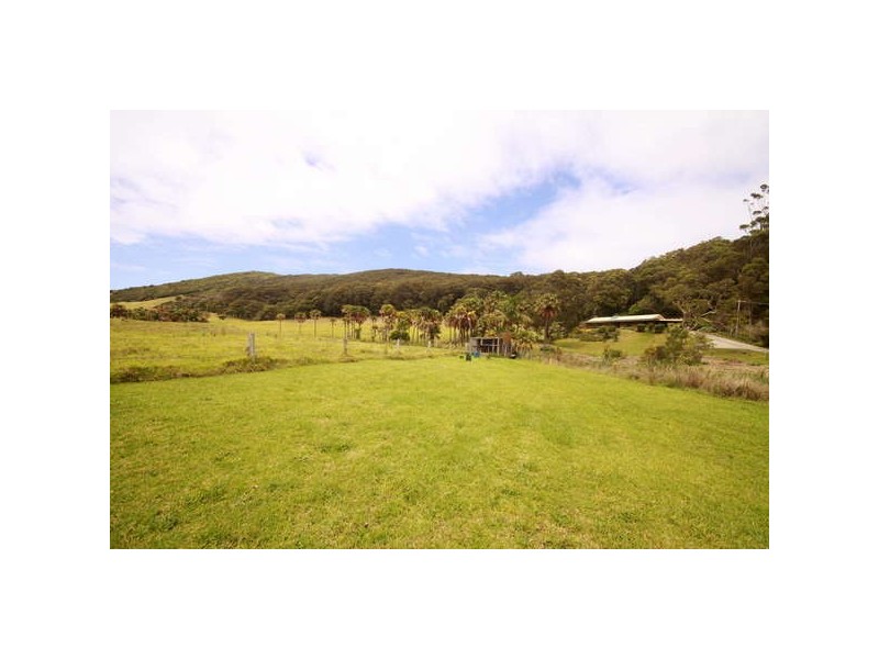 66 Carmona Drive, Forster NSW 2428