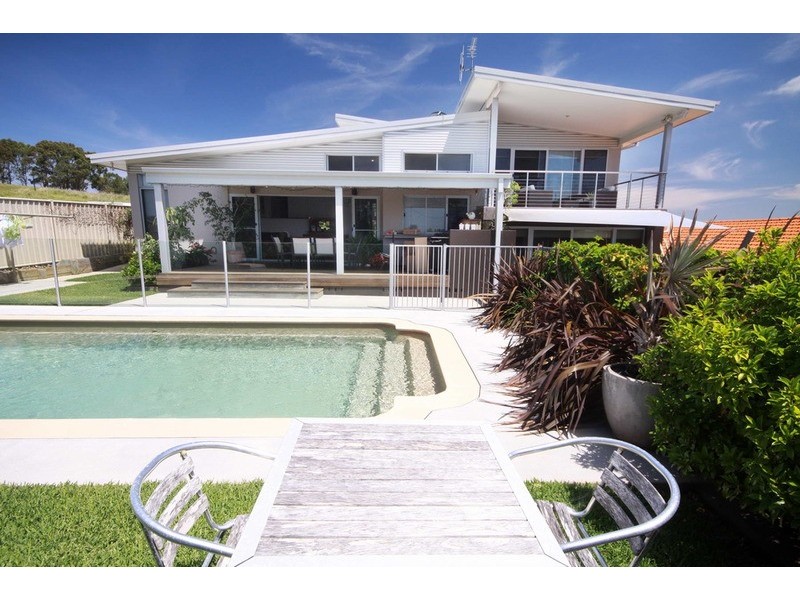 17 Leonardo Avenue, Forster NSW 2428