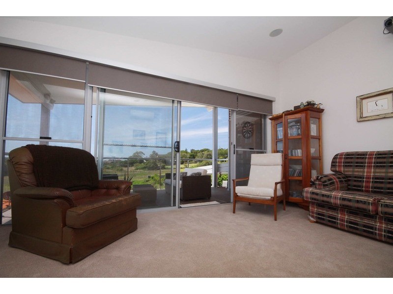17 Leonardo Avenue, Forster NSW 2428
