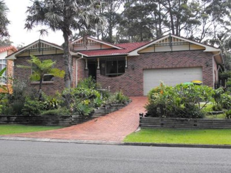 32 Kentia Drive, Forster NSW 2428