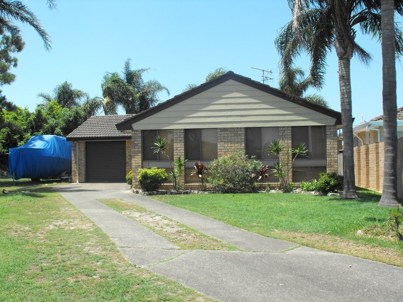 37 Elouera Crescent, Forster NSW 2428