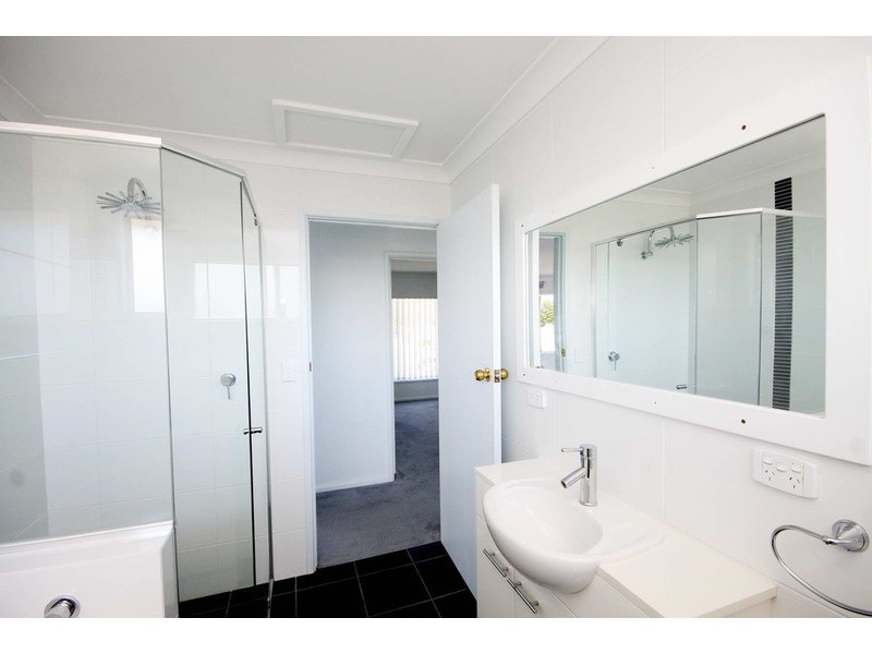 6 Skye Crescent, Forster NSW 2428