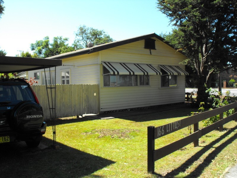 166 Little Street, Forster NSW 2428