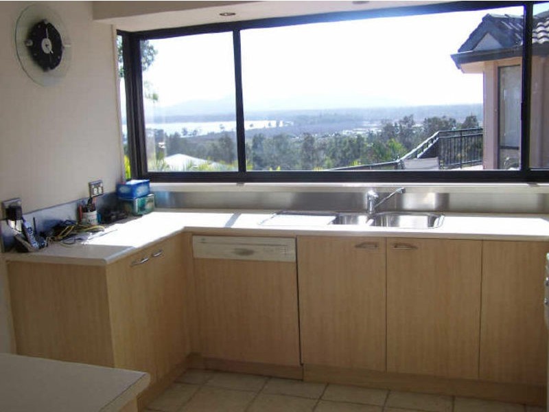 6 Emerald Place, Forster NSW 2428