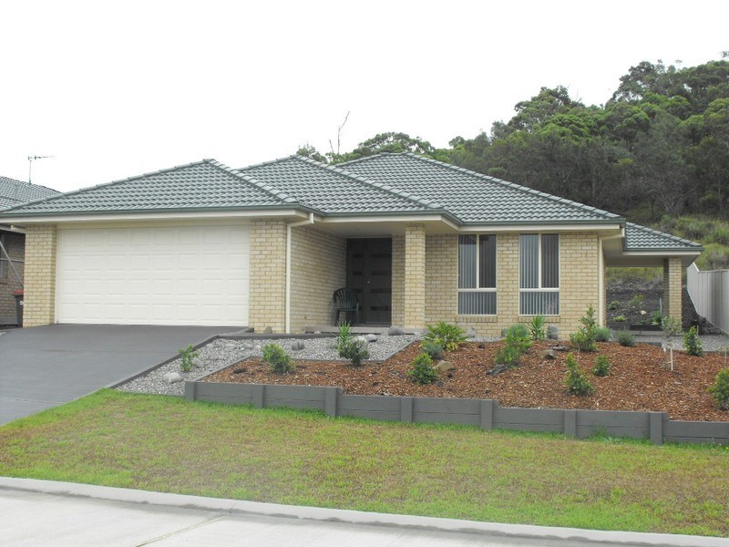 24 Wirrana Circuit, Forster NSW 2428