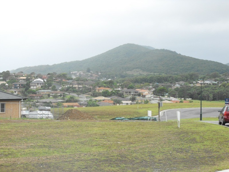 24 Wirrana Circuit, Forster NSW 2428
