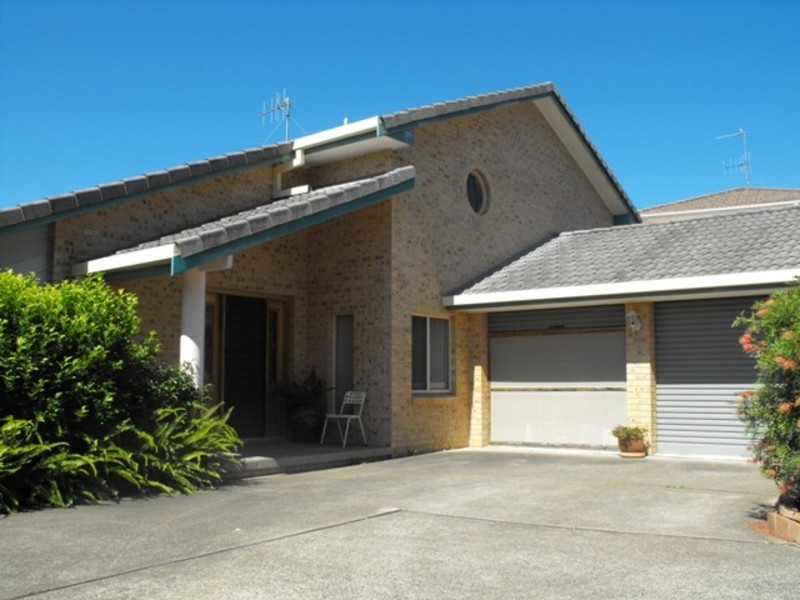 49 Karloo Street, Forster NSW 2428