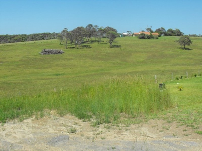 45 Sapphire Parade, Diamond Beach NSW 2430