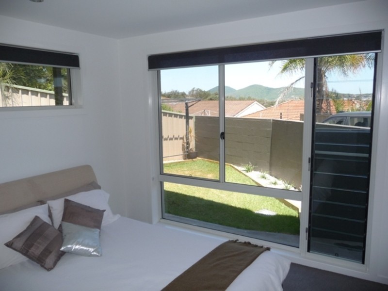 2/5 Margot Crescent, Forster NSW 2428