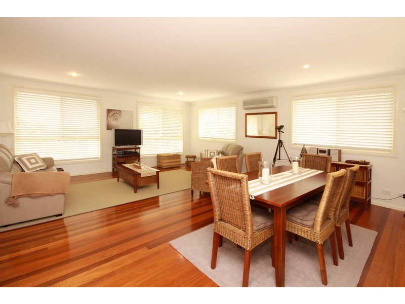 1 Daphne Street, Forster NSW 2428