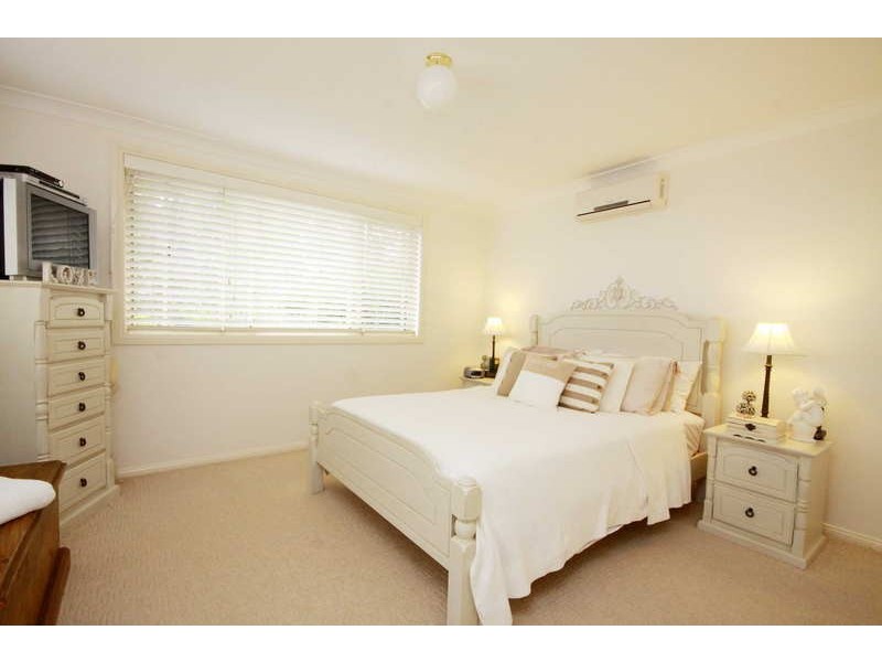 1 Daphne Street, Forster NSW 2428