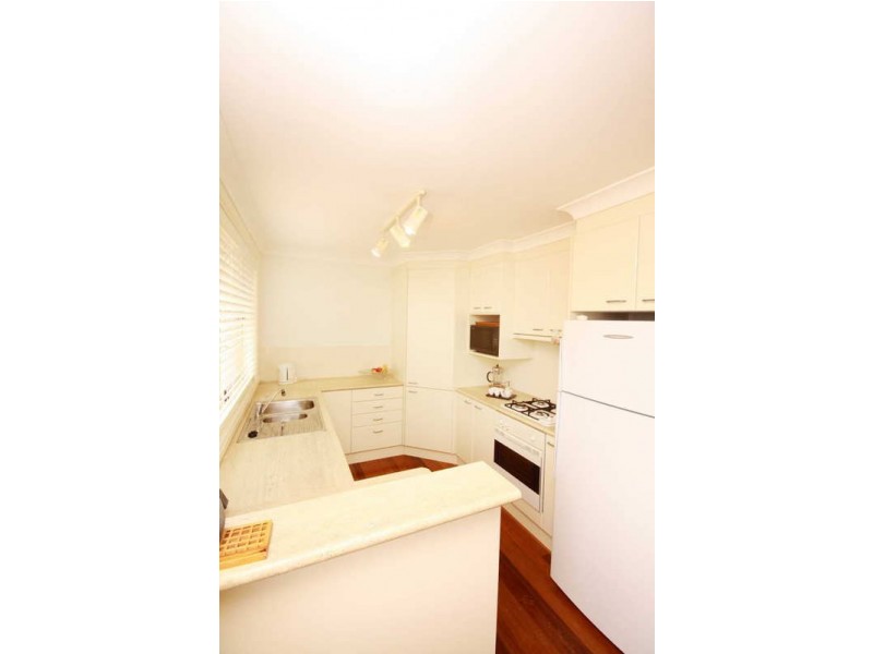 1 Daphne Street, Forster NSW 2428