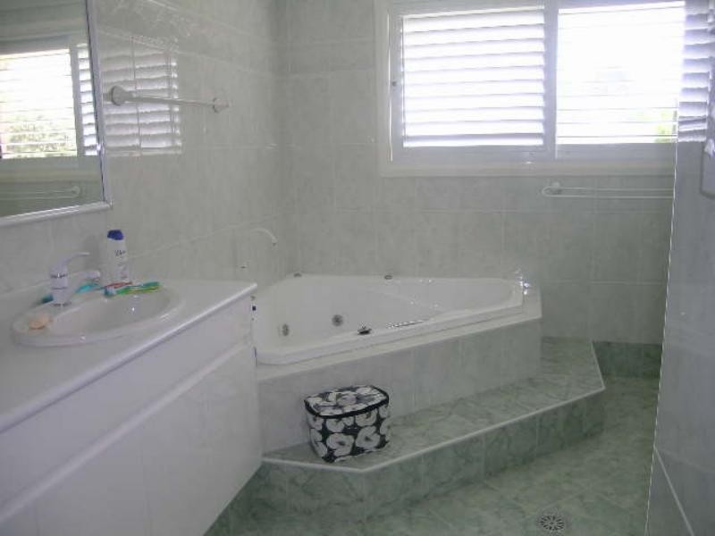 16 Serrata Court, Tuncurry NSW 2428