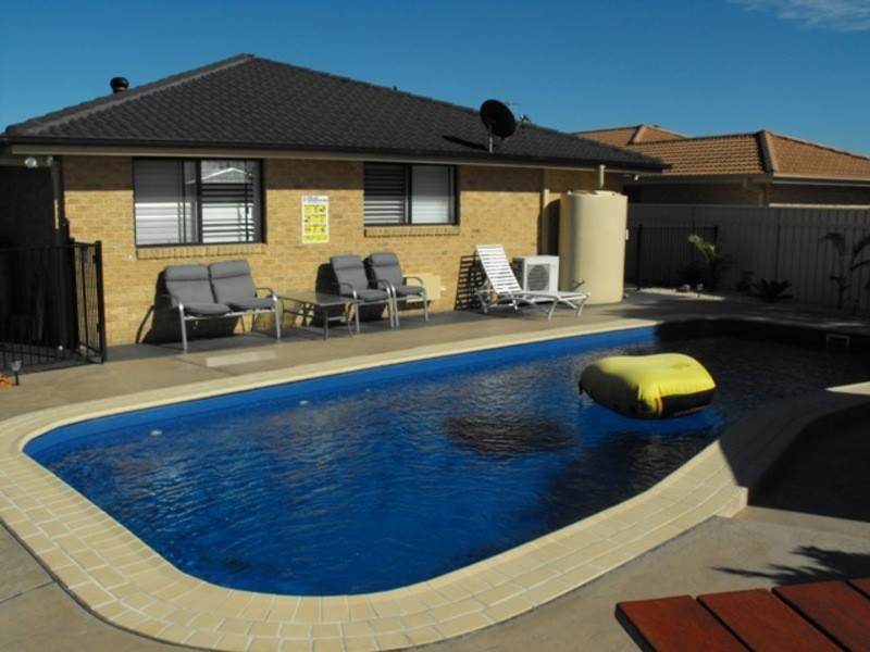 16 Serrata Court, Tuncurry NSW 2428