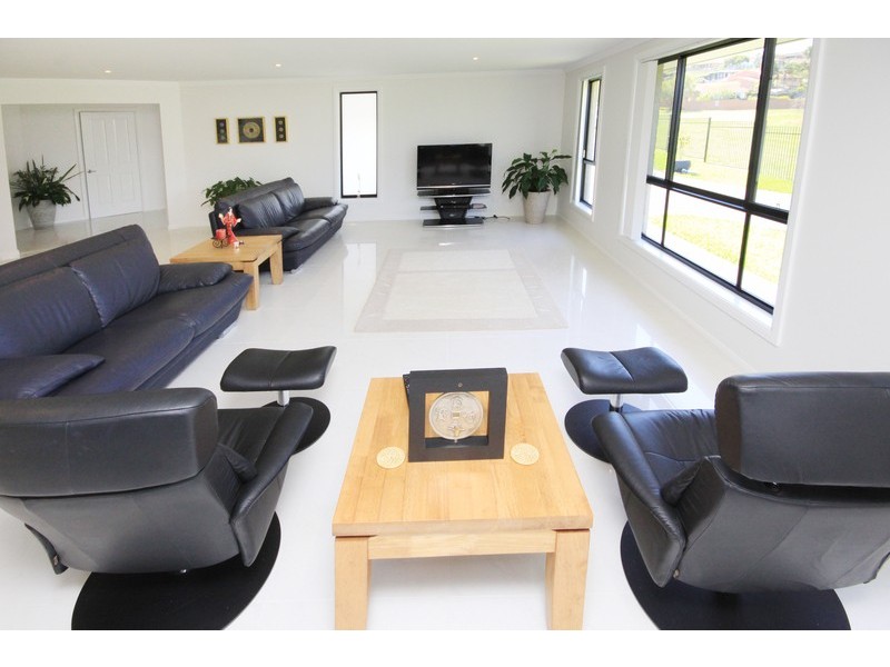 32 Pioneer Drive, Forster NSW 2428