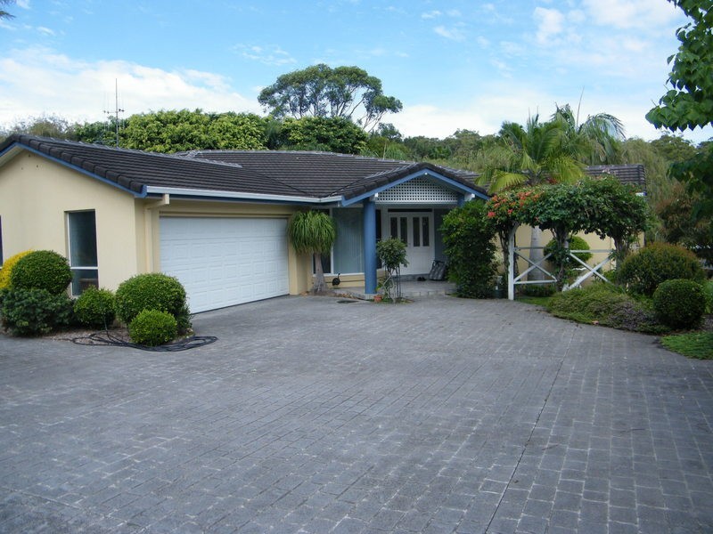 23 Carmona Drive, Forster NSW 2428