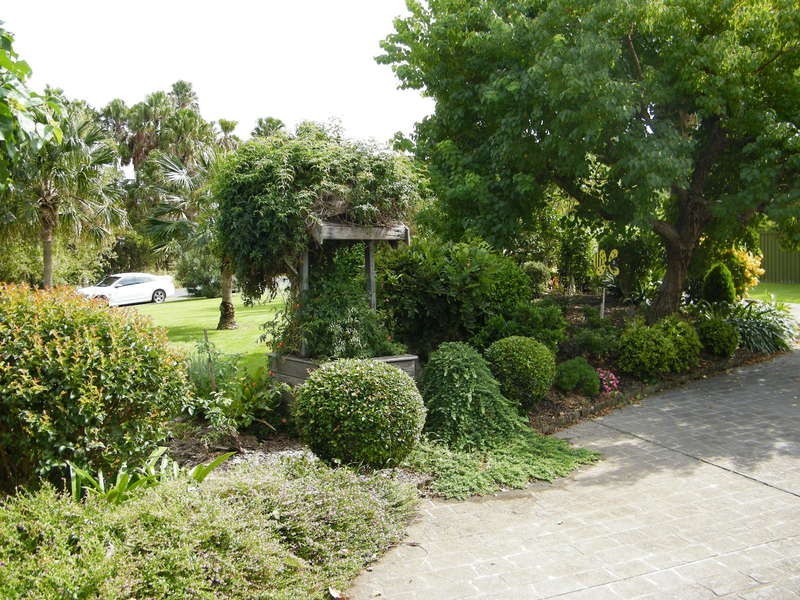 23 Carmona Drive, Forster NSW 2428